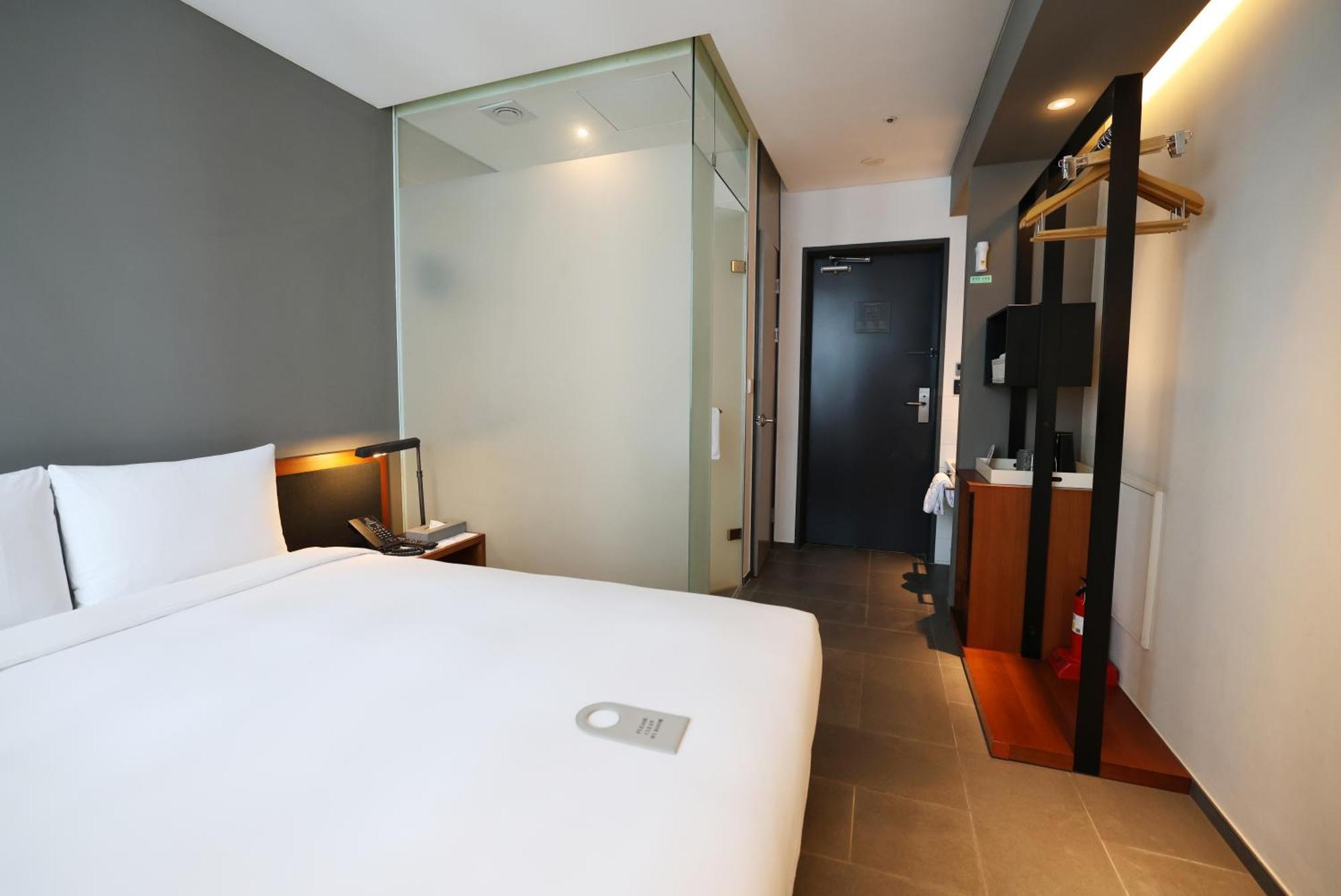 Seoul Hotel Shinshin Myeongdong Exteriör bild