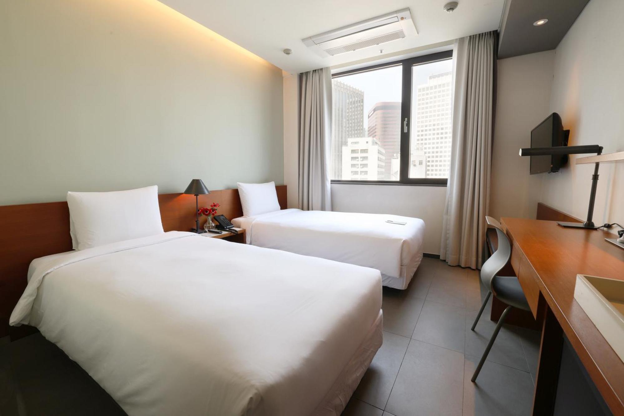 Seoul Hotel Shinshin Myeongdong Exteriör bild