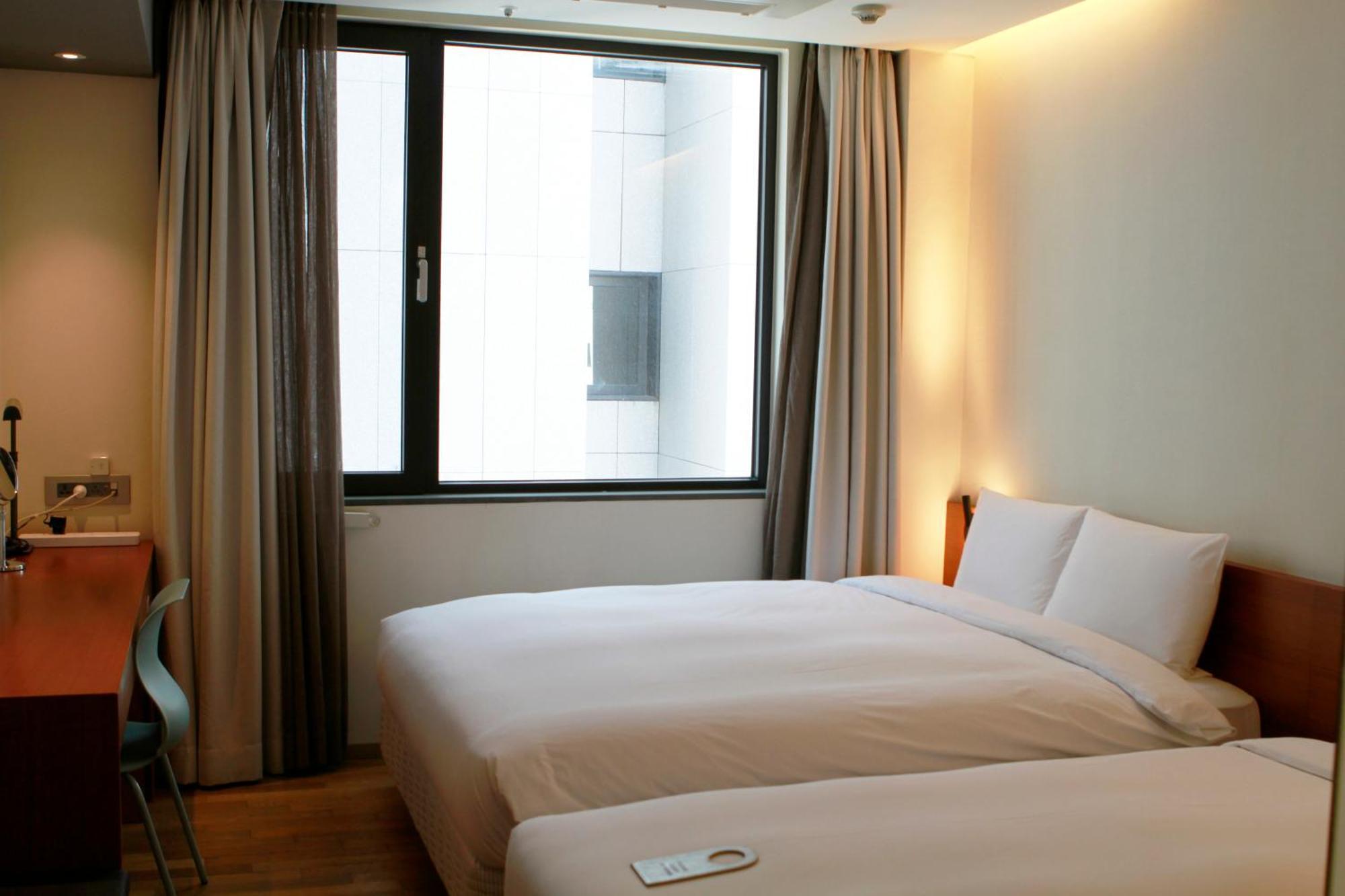 Seoul Hotel Shinshin Myeongdong Exteriör bild